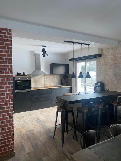 Als As De Coeur La Maison Aux Mille Et Un Coeurs Neuve-Eglise Extérieur photo