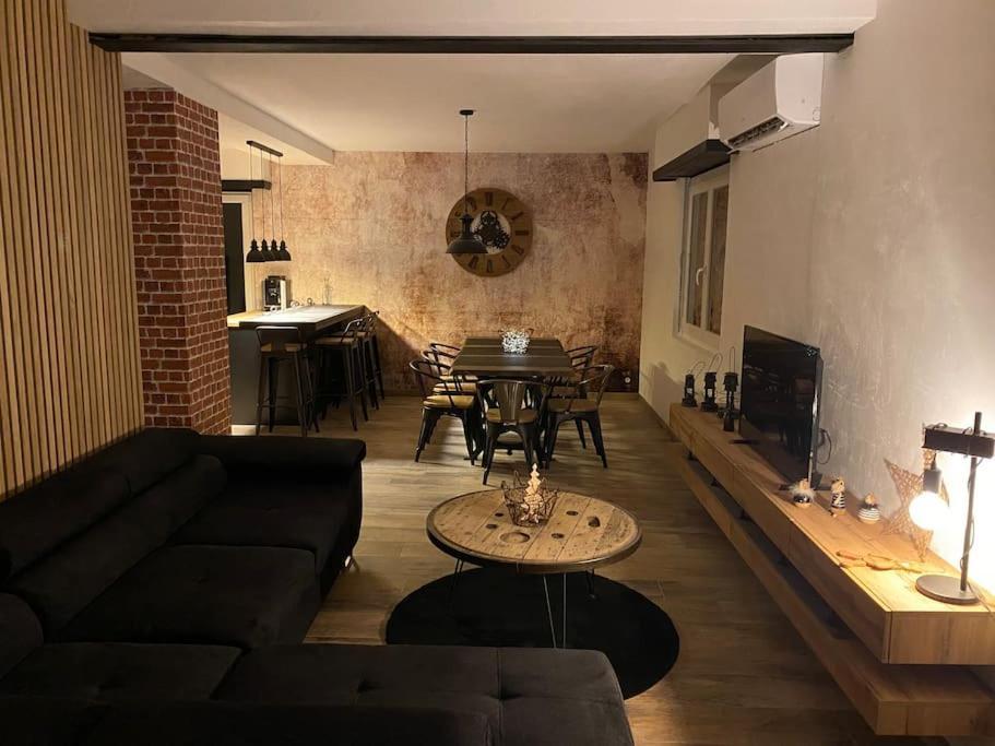 Als As De Coeur La Maison Aux Mille Et Un Coeurs Neuve-Eglise Extérieur photo